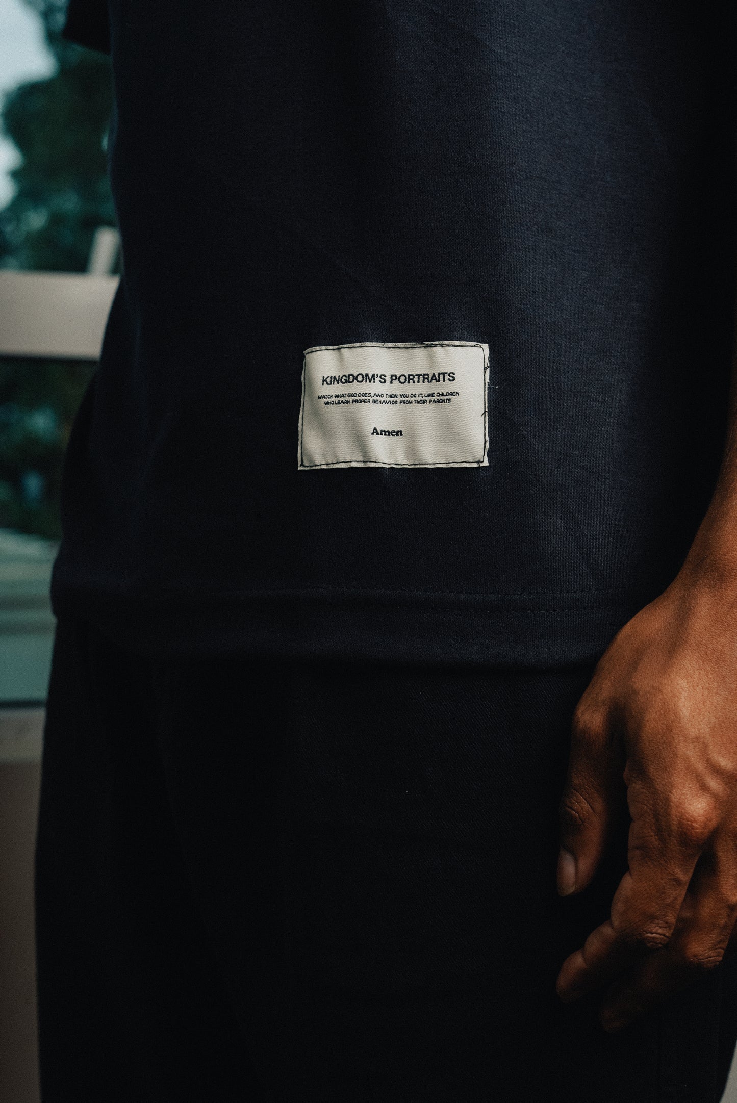 BLACK T-SHIRT EMBLEM I JUST WANT TO BE LIKE JESUS