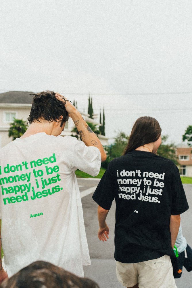 I JUST NEED JESUS BLACK T-SHIRT