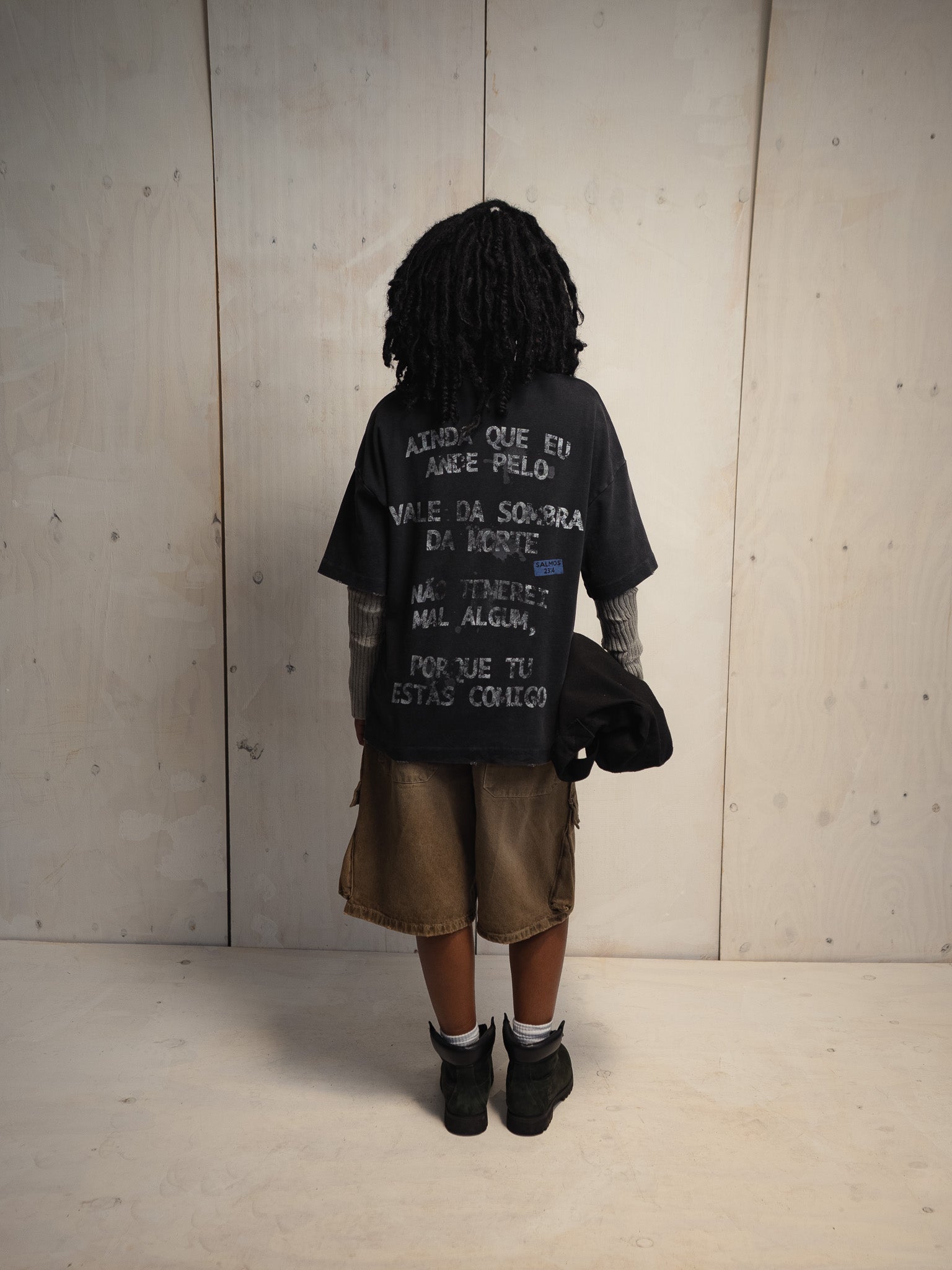 PSALMS 23:4 HEAVY WASHED BLACK T-SHIRT