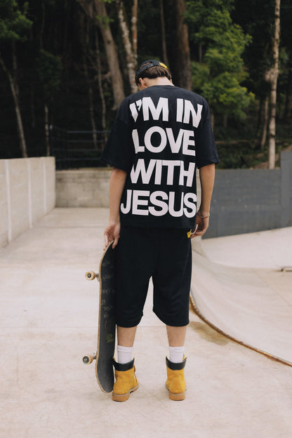 BLACK T-SHIRT IN LOVE WITH JESUS